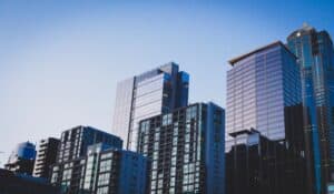 The Art of Balancing Lifestyle and Real Estate Investment: A Practical Guide