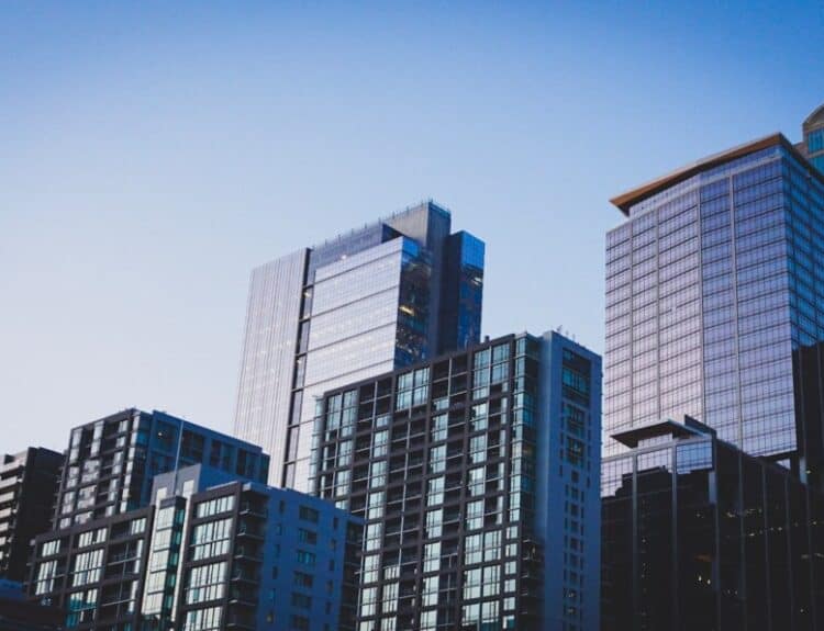The Value of Partnering with a Real Estate Agent During Your Home Journey